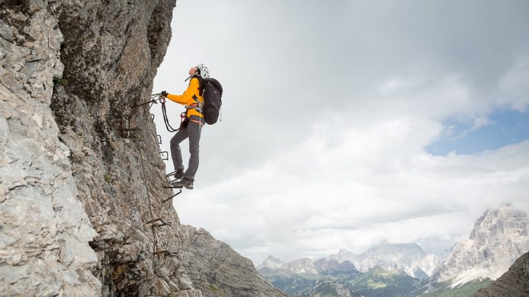 Via Ferrata Alleghesei nelle Dolomiti